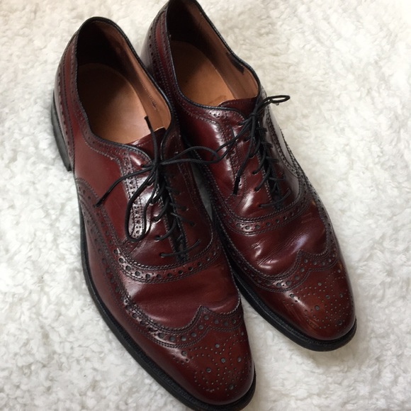 Allen Edmonds Other - Allen Edmonds red wingtip McAllister shoe 9.5b